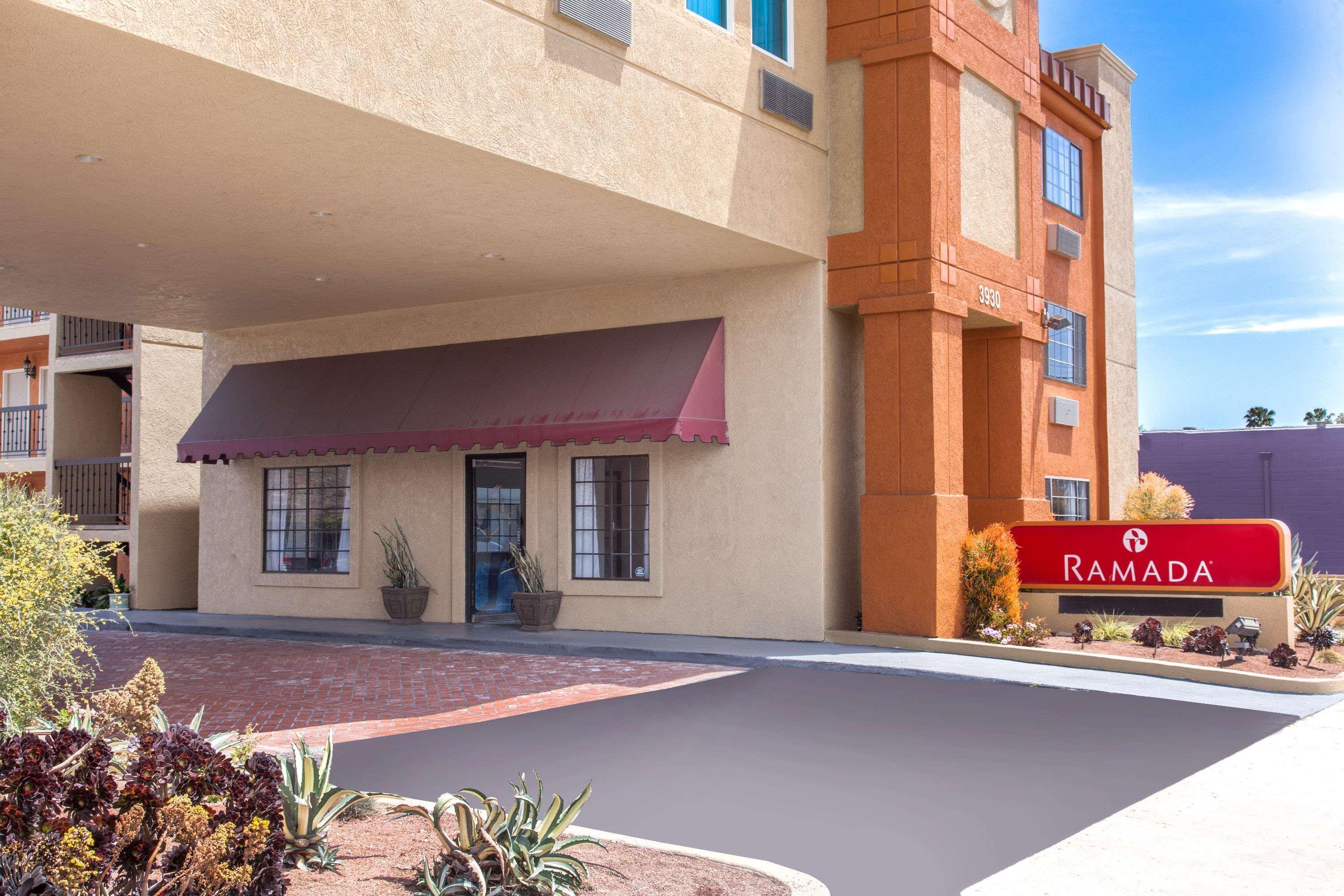Ramada By Wyndham Culver City Los Angeles Buitenkant foto